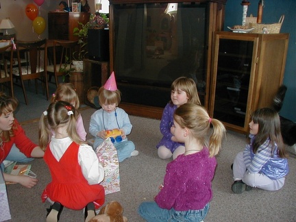 opening gifts3